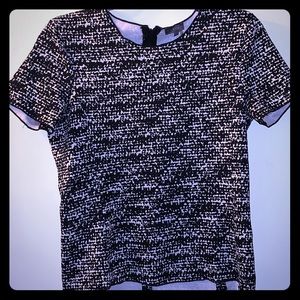 Black & White Vince Camuto Shortsleeved top.